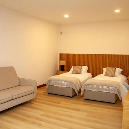 Nr - Local Konukevi 4*