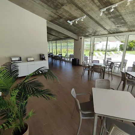 Nr - Local Guest house *