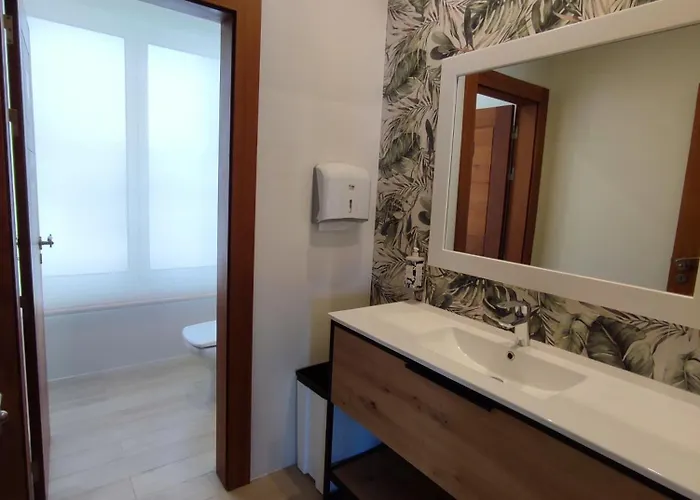 Konukevi Nr - Local 4*