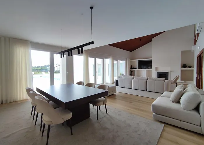 Nr - Local ميلادا