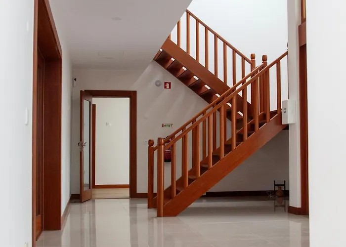 Nr - Local بيت ضيافة 4*